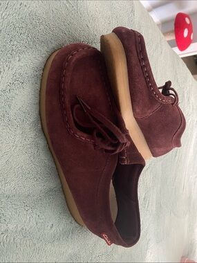 Clarks Women's Burgundy Suede Wallabee Loafers with Gum Sole